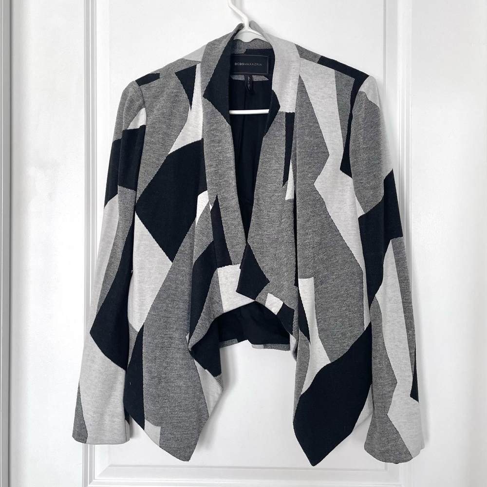 BCBG MaxAzria “Abree” Jacket Color Blocked Geometric Print Black & White & Gray